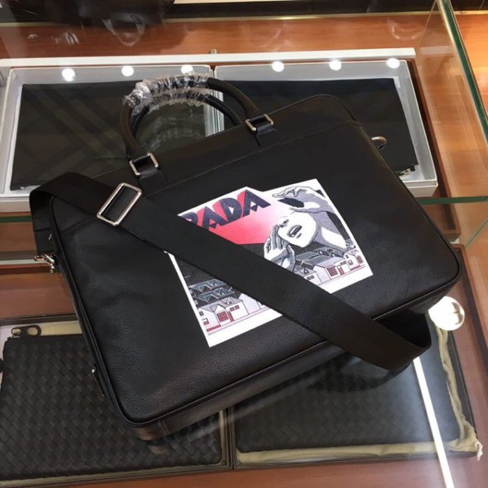202201SS新作 Prada プラダ メンズ ハンドバックスーパーコピー