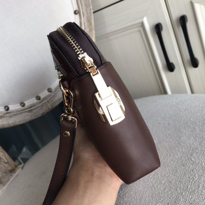 202201SS新作 Prada プラダ メンズ ハンドバックスーパーコピー