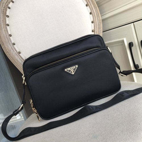 202201SS新作 Prada プラダ メンズ ショルダーバックスーパーコピー