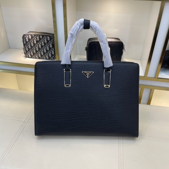 202201SS新作 Prada プラダ メンズ ハンドバックスーパーコピー