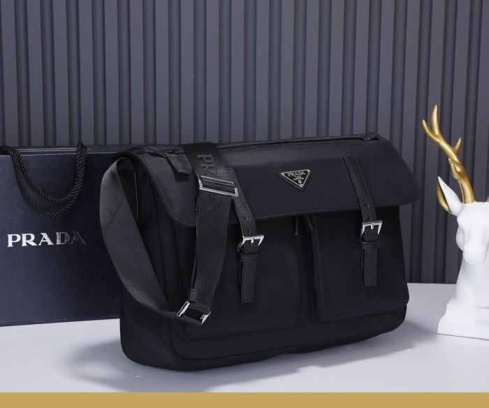 202201SS新作 Prada プラダ メンズ ショルダーバックスーパーコピー