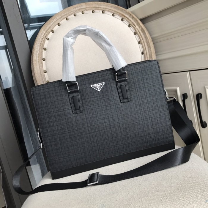 202201SS新作 Prada プラダ メンズ ハンドバックスーパーコピー