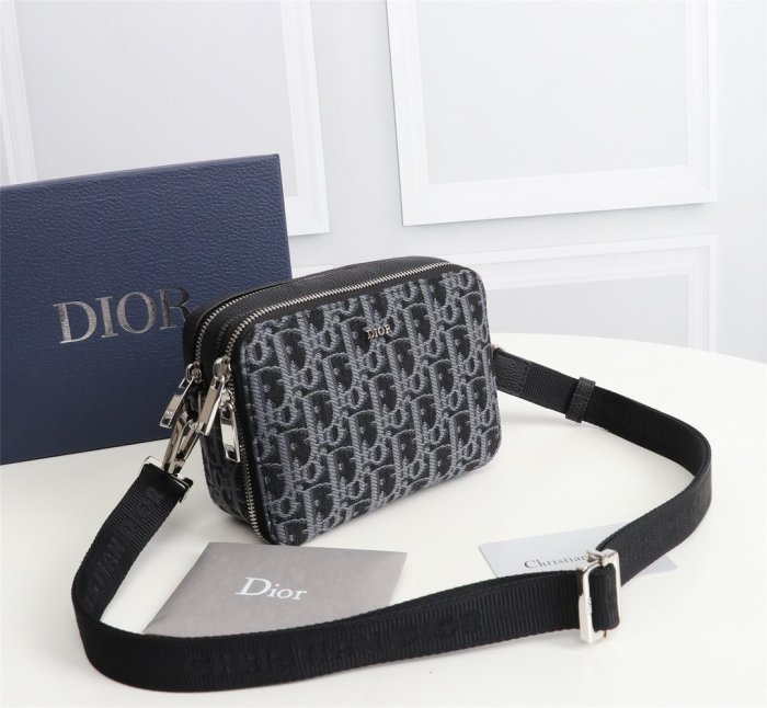 202201SS新作 Dior ディオール メンズ ショルダーバックスーパーコピー