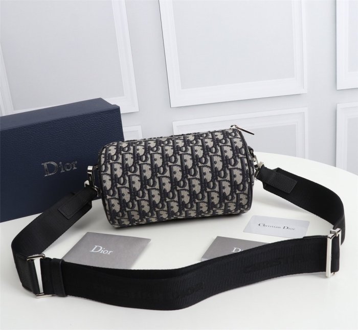 202201SS新作 Dior ディオール メンズ ショルダーバックスーパーコピー