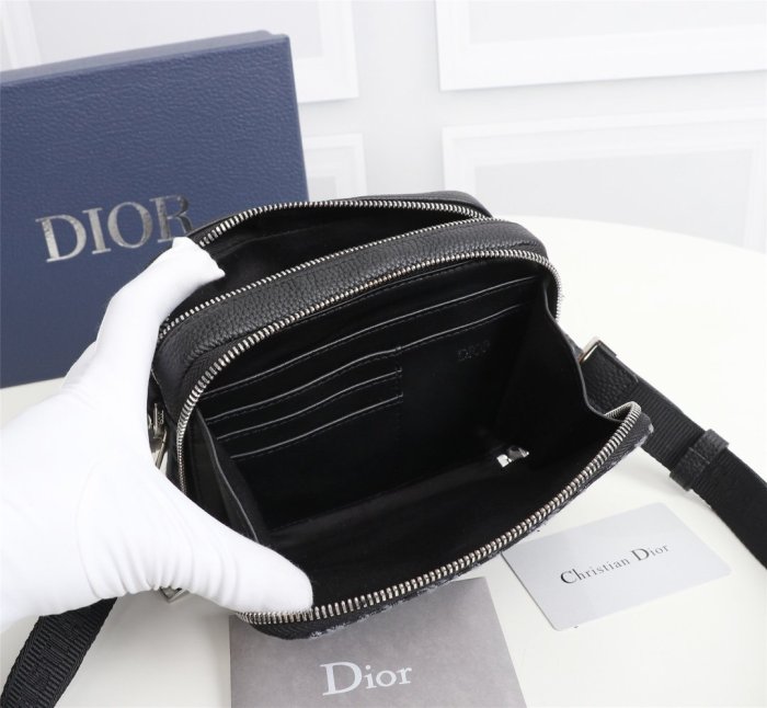 202201SS新作 Dior ディオール メンズ ショルダーバックスーパーコピー