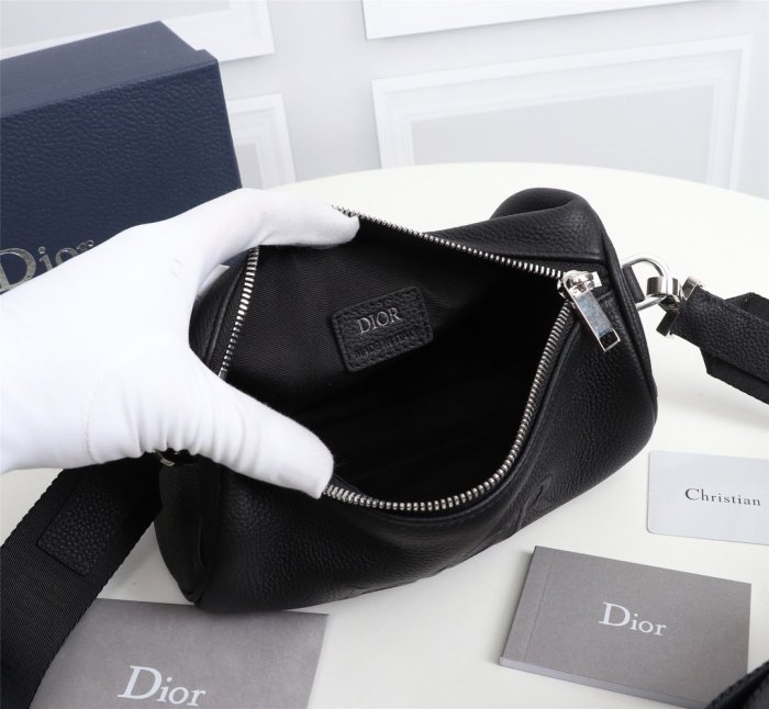 202201SS新作 Dior ディオール メンズ ショルダーバックスーパーコピー