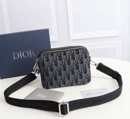 202201SS新作 Dior ディオール メンズ ショルダーバックスーパーコピー