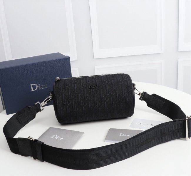 202201SS新作 Dior ディオール メンズ ショルダーバックスーパーコピー