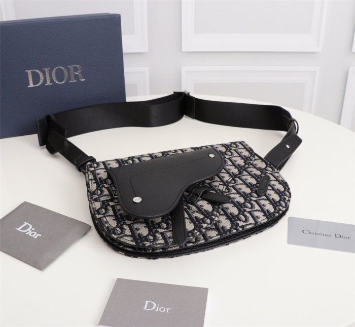 202201SS新作 Dior ディオール メンズ ショルダーバックスーパーコピー