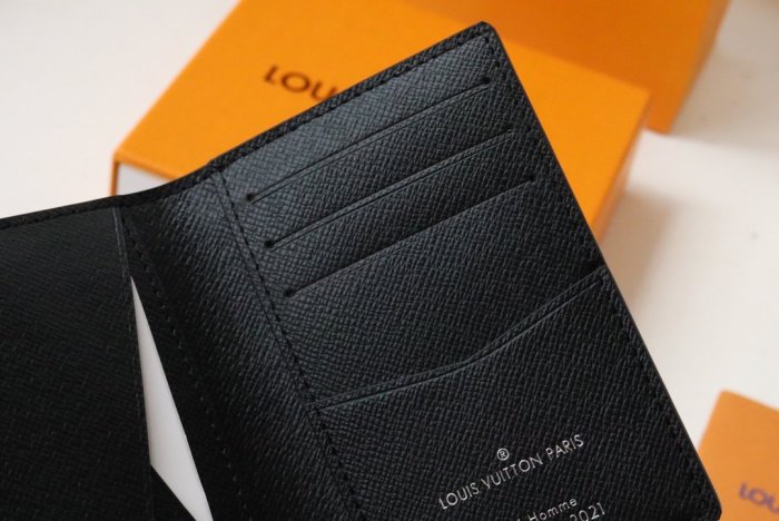 202202SSルイヴィトン LOUIS VUITTON 新作通販 短財布スーパーコピー