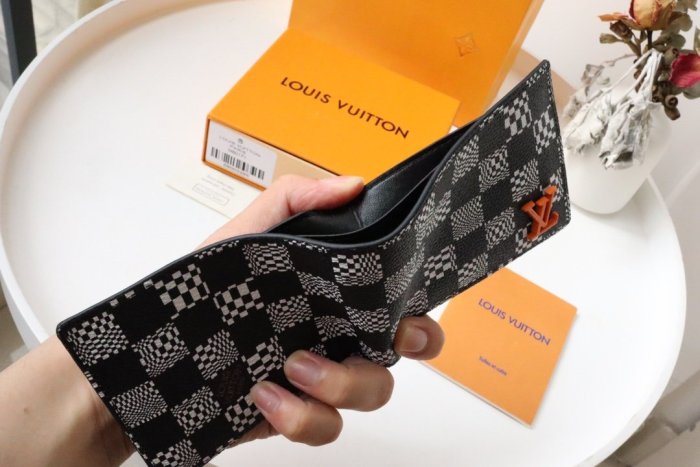202202SSルイヴィトン LOUIS VUITTON 新作通販 短財布スーパーコピー