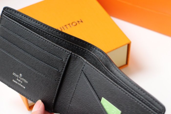 202202SSルイヴィトン LOUIS VUITTON 新作通販 短財布スーパーコピー