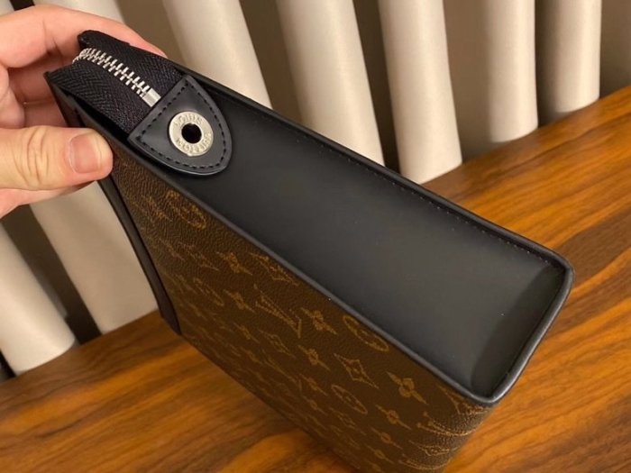 202202SS新作 Louis Vuitton ルイヴィトンメンズ ハンドバックスーパーコピー