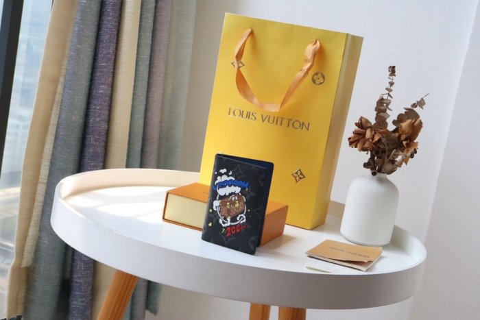 202202SSルイヴィトン LOUIS VUITTON 新作通販 短財布スーパーコピー