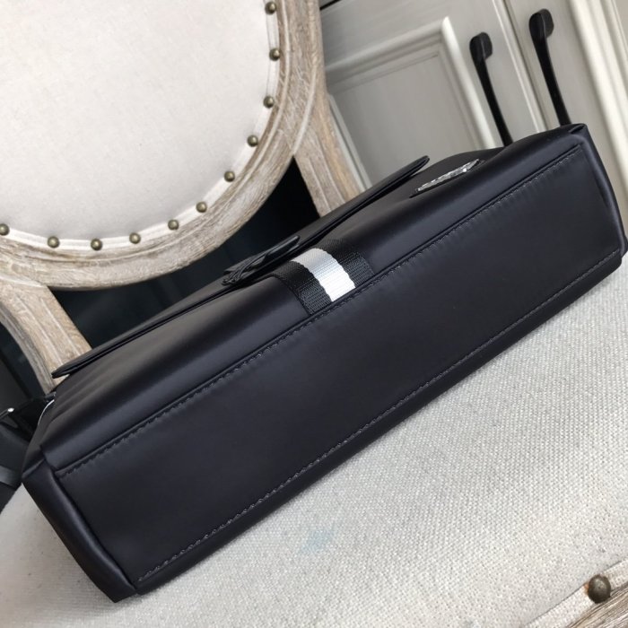 202202SS新作 Prada プラダ メンズ ショルダーバックスーパーコピー