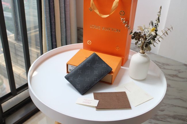 202202SSルイヴィトン LOUIS VUITTON 新作通販 短財布スーパーコピー