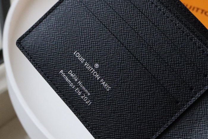 202202SSルイヴィトン LOUIS VUITTON 新作通販 短財布スーパーコピー