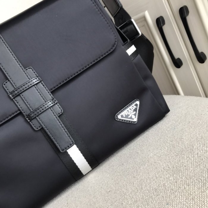202202SS新作 Prada プラダ メンズ ショルダーバックスーパーコピー