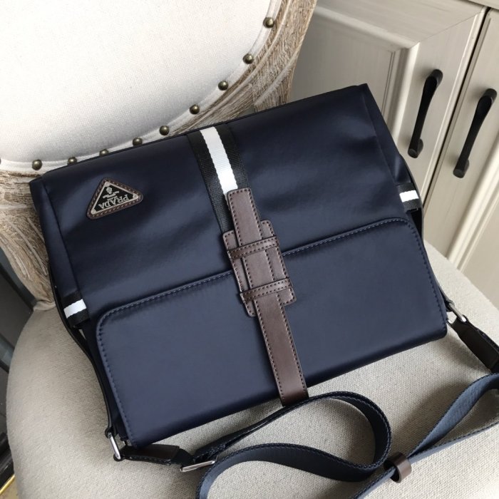 202202SS新作 Prada プラダ メンズ ショルダーバックスーパーコピー