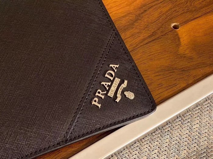 202202SS新作 Prada プラダ メンズ ハンドバックスーパーコピー
