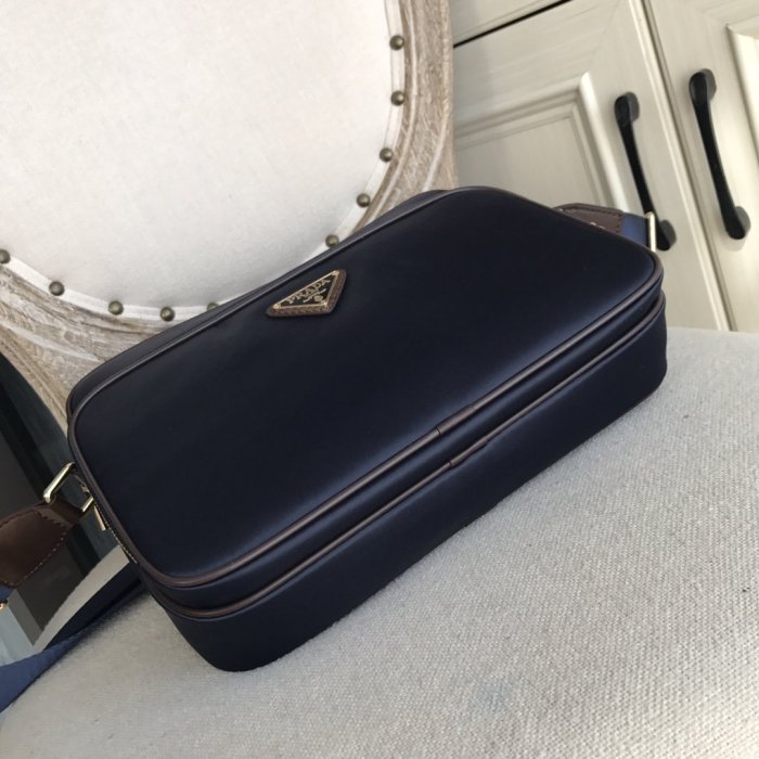 202202SS新作 Prada プラダ メンズ ショルダーバックスーパーコピー