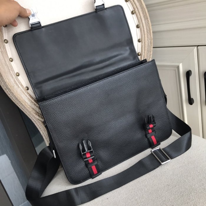 202202SS新作 Prada プラダ メンズ ショルダーバックスーパーコピー