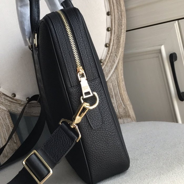 202202SS新作 Prada プラダ メンズ ハンドバックスーパーコピー