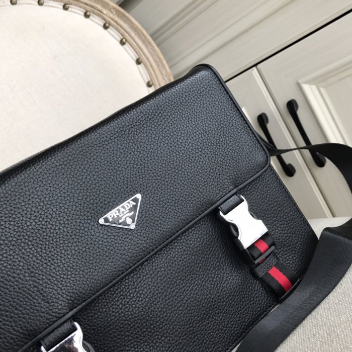 202202SS新作 Prada プラダ メンズ ショルダーバックスーパーコピー