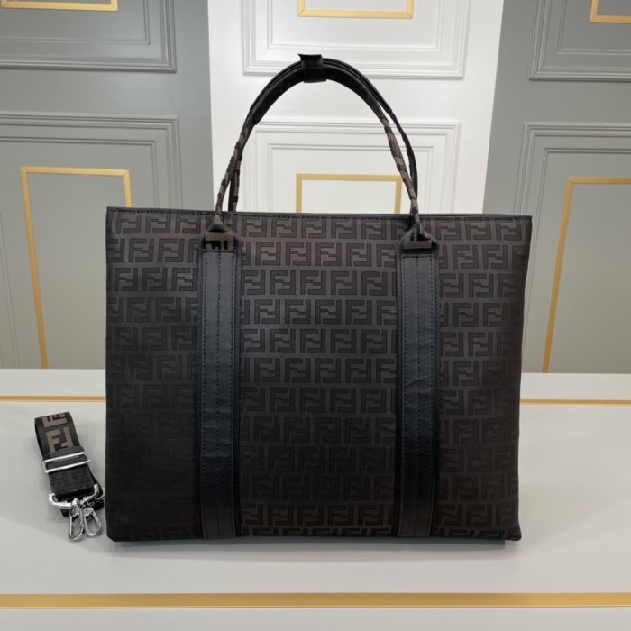 202202SS新作 FENDI フェンディ メンズ ハンドバックスーパーコピー