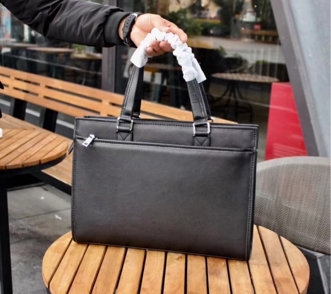 202202SS新作 Prada プラダ メンズ ハンドバックスーパーコピー