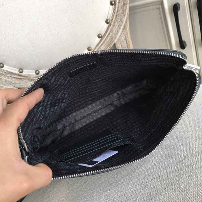 202202SS新作 Prada プラダ メンズ ハンドバックスーパーコピー