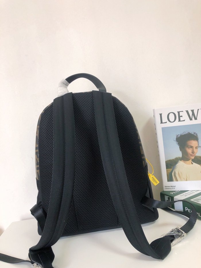 202202SS新作 FENDI フェンディ メンズ リュックバックスーパーコピー