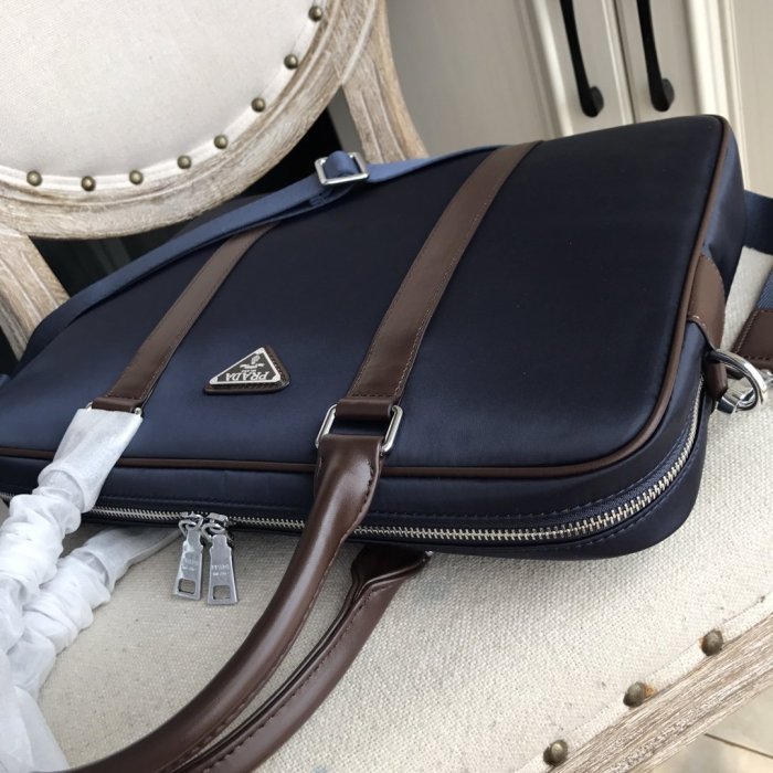 202202SS新作 Prada プラダ メンズ ハンドバックスーパーコピー