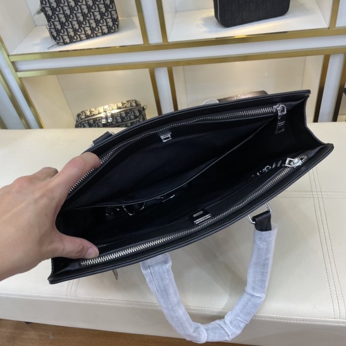 202202SS新作 Prada プラダ メンズ ハンドバックスーパーコピー