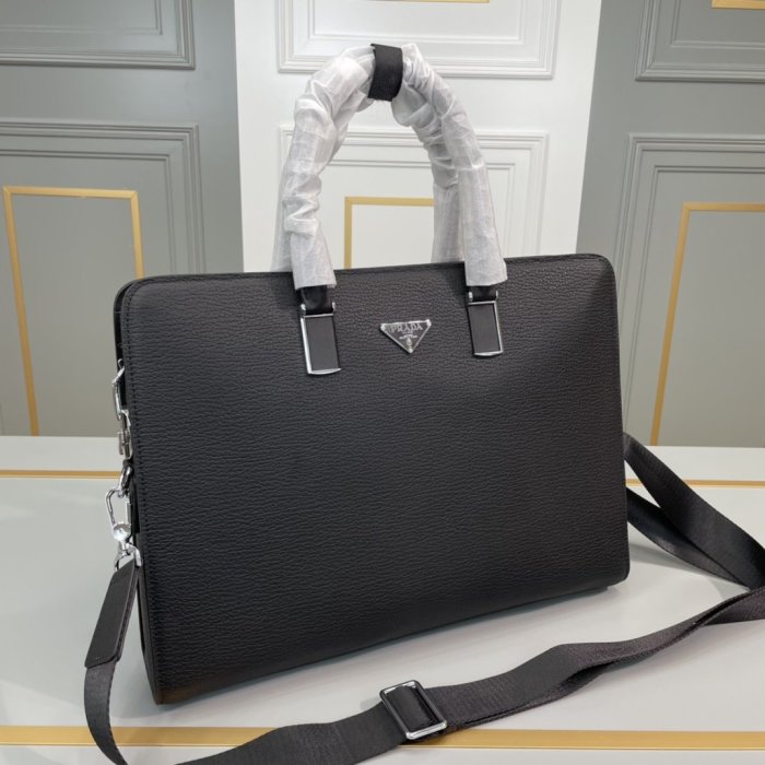 202202SS新作 Prada プラダ メンズ ハンドバックスーパーコピー