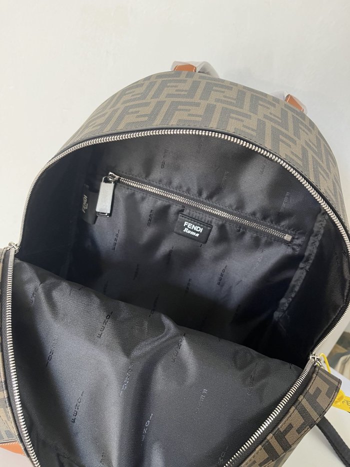 202202SS新作 FENDI フェンディ メンズ リュックバックスーパーコピー