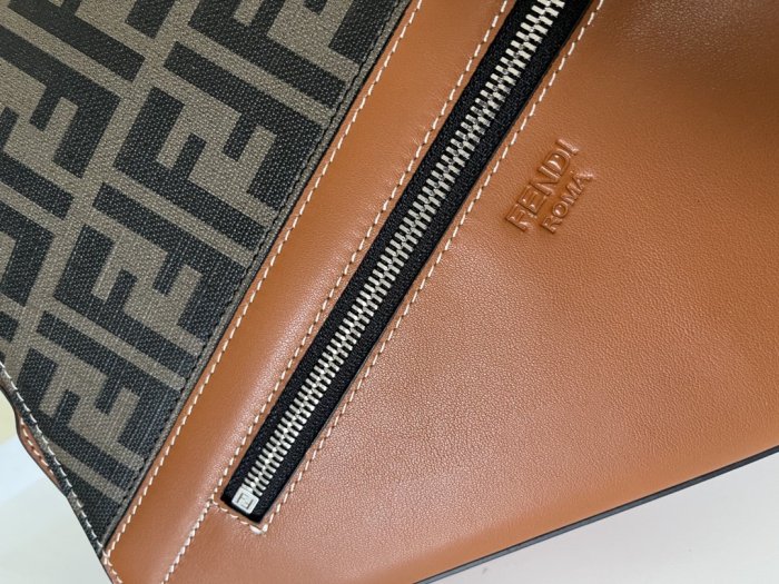 202202SS新作 FENDI フェンディ メンズ ハンドバックスーパーコピー