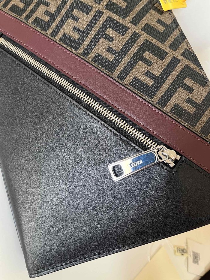 202202SS新作 FENDI フェンディ メンズ ハンドバックスーパーコピー