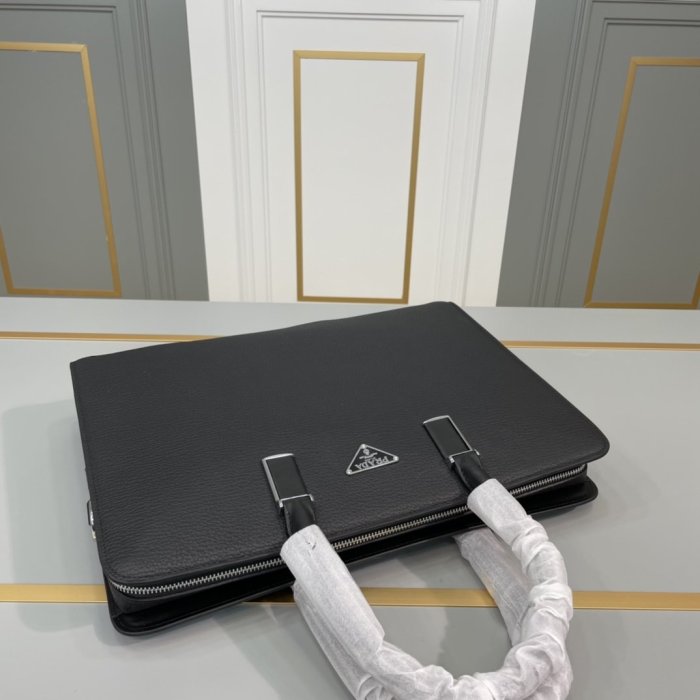 202202SS新作 Prada プラダ メンズ ハンドバックスーパーコピー