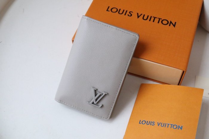 202202SSルイヴィトン LOUIS VUITTON 新作通販 短財布スーパーコピー