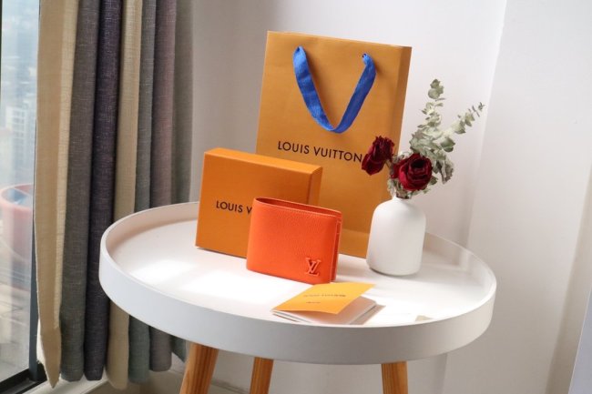 202202SSルイヴィトン LOUIS VUITTON 新作通販 短財布スーパーコピー
