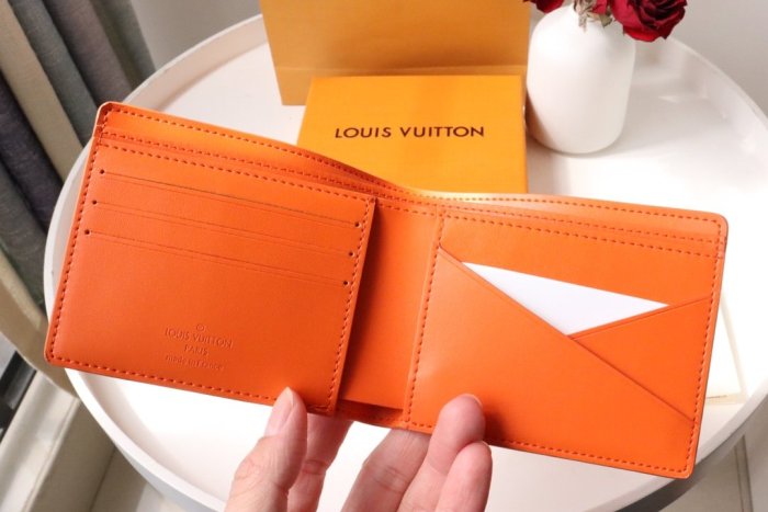 202202SSルイヴィトン LOUIS VUITTON 新作通販 短財布スーパーコピー