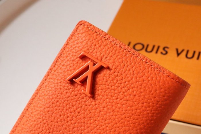 202202SSルイヴィトン LOUIS VUITTON 新作通販 短財布スーパーコピー
