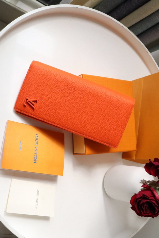 202202SSルイヴィトン LOUIS VUITTON 新作通販 長財布スーパーコピー