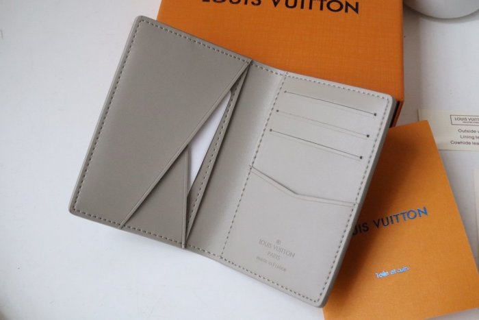 202202SSルイヴィトン LOUIS VUITTON 新作通販 短財布スーパーコピー
