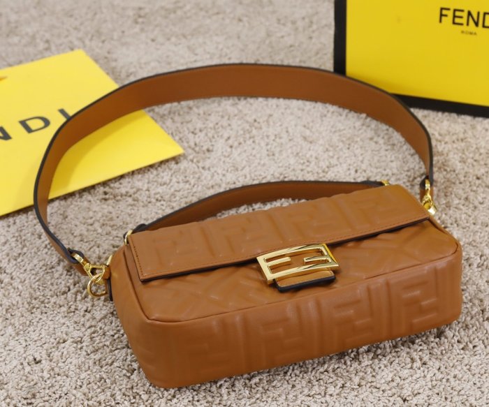 202202SS新作 FENDI フェンディ レディース ショルダーバックスーパーコピー