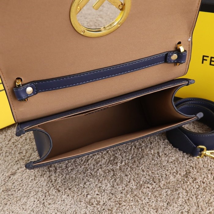 202202SS新作 FENDI フェンディ レディース ショルダーバックスーパーコピー