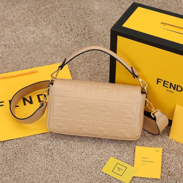 202202SS新作 FENDI フェンディ レディース ショルダーバックスーパーコピー