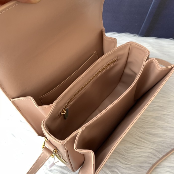 202202SS新作 Celine セリーヌ レディース ショルダーバックスーパーコピー