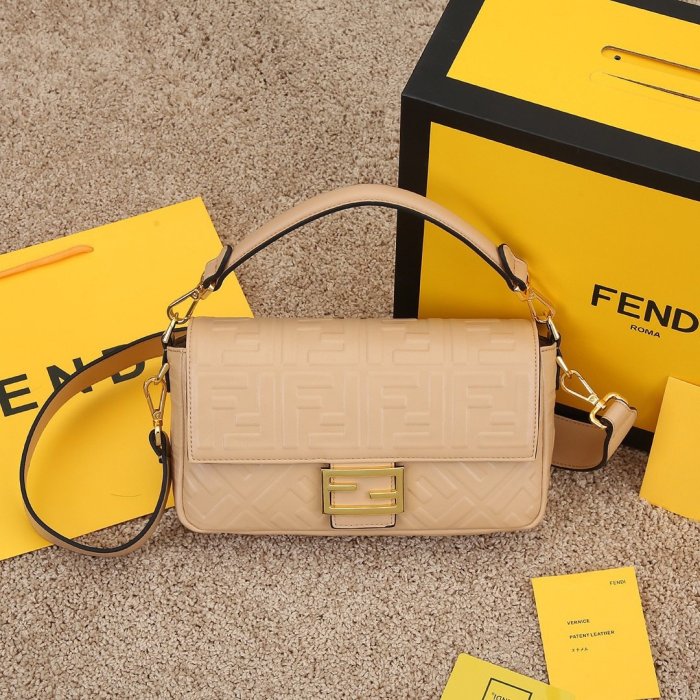 202202SS新作 FENDI フェンディ レディース ショルダーバックスーパーコピー